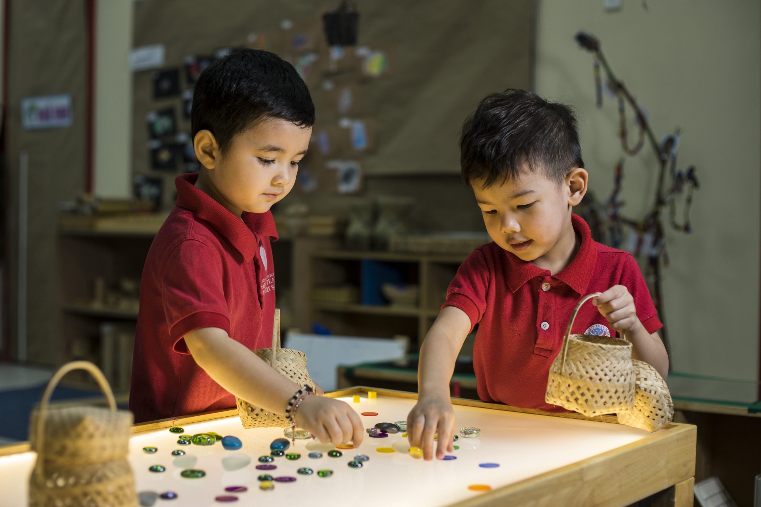 mốc phát triển của trẻ 4 tuổi